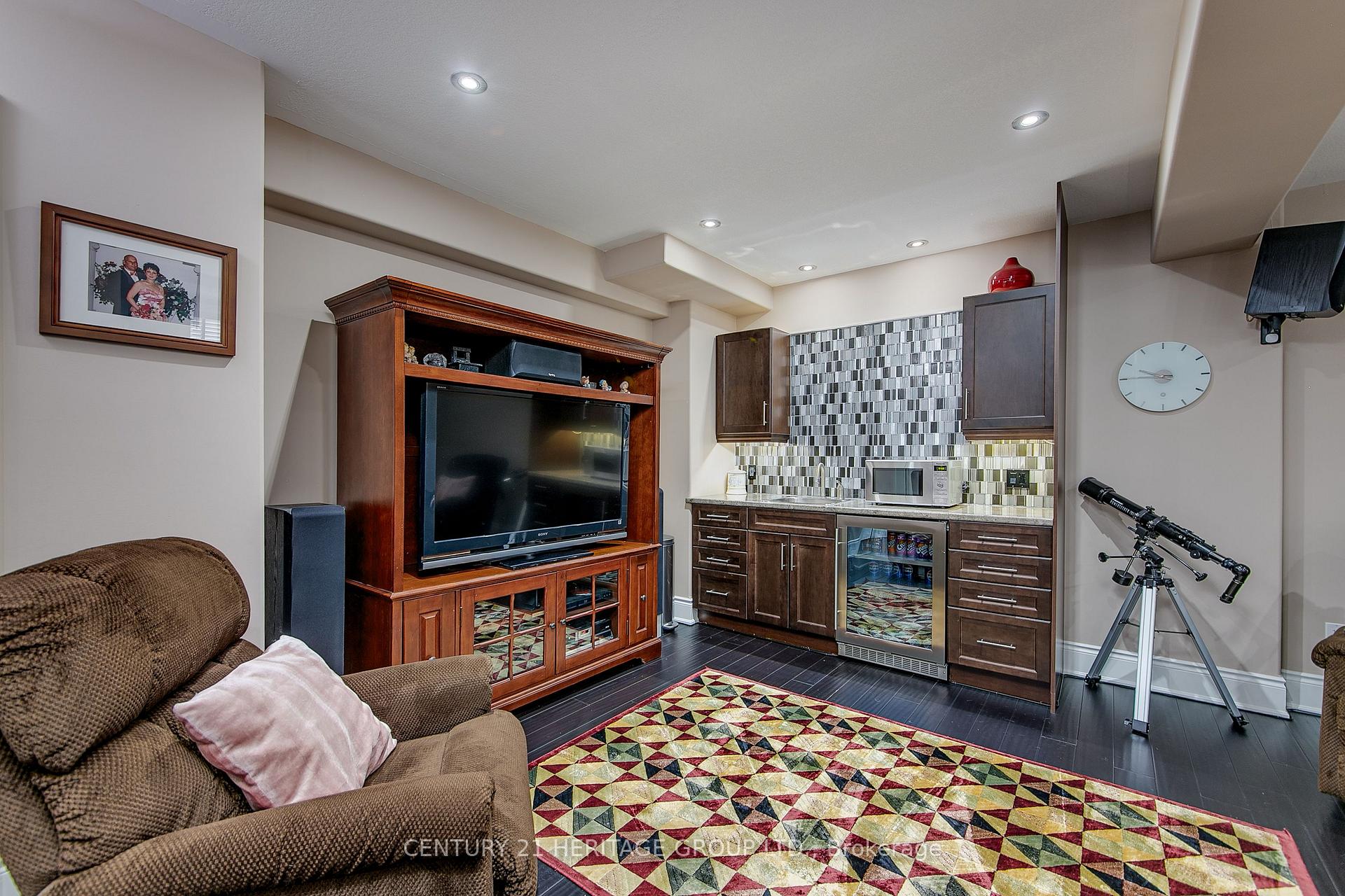 Photo 17 of 205 8 Avenue, New Tecumseth, Alliston — HOMEH