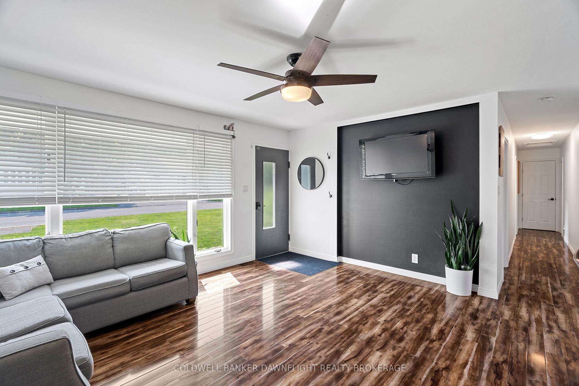 Photo 5 of 181 Carling Street, South Huron, Exeter — HOMEH
