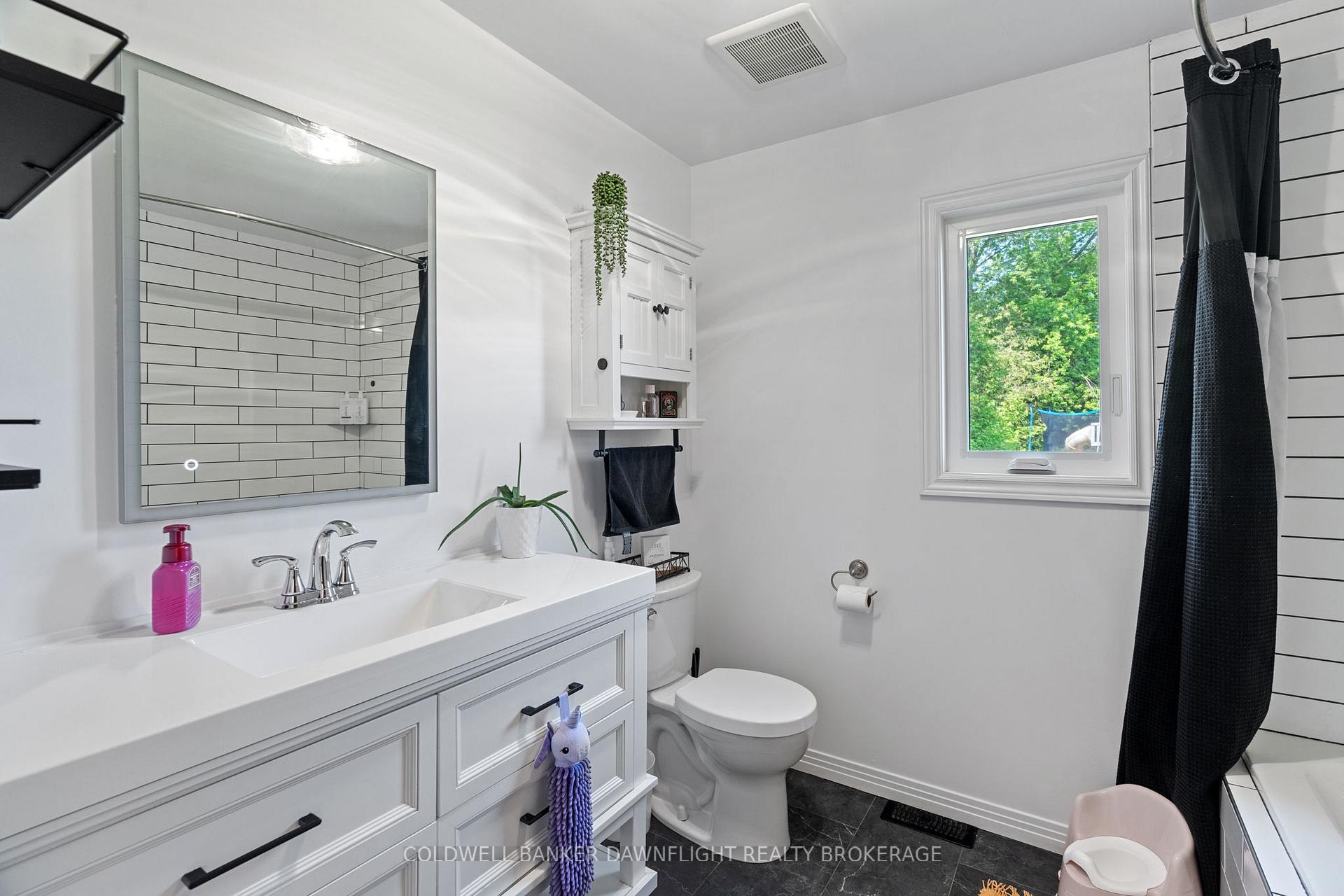 Photo 23 of 181 Carling Street, South Huron, Exeter — HOMEH