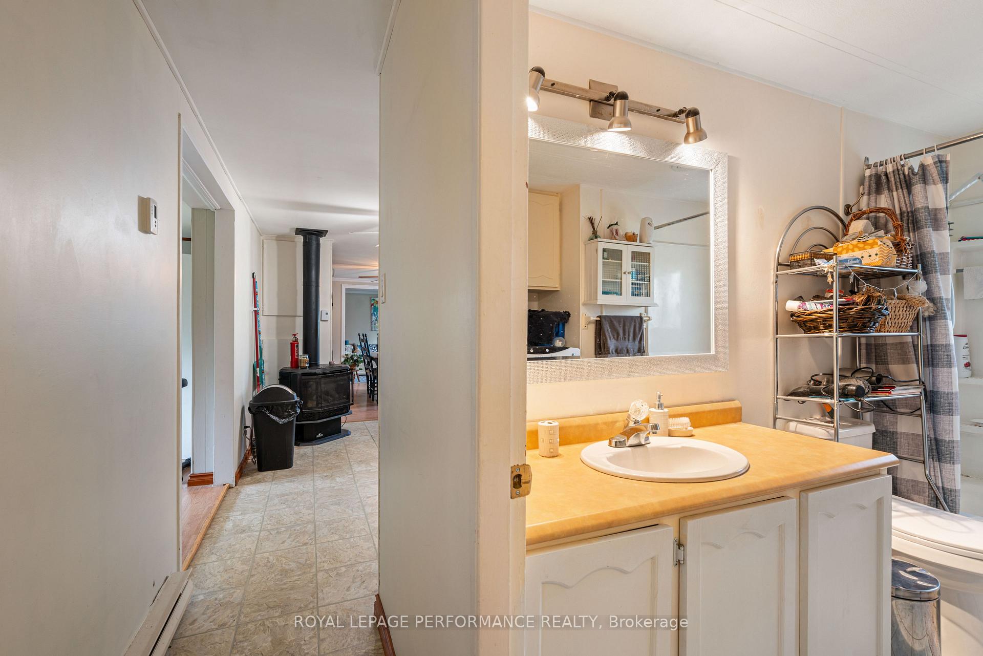 Photo 28 of 21 Thomas Street, South Glengarry, Lancaster — HOMEH