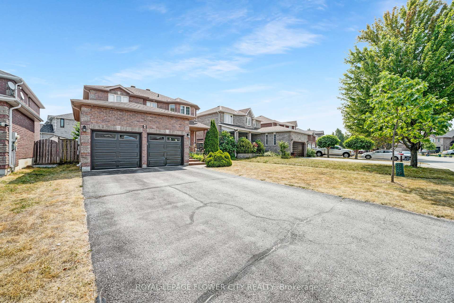 Photo 2 of 4 Stephanie Lane, Barrie, Painswick South — HOMEH