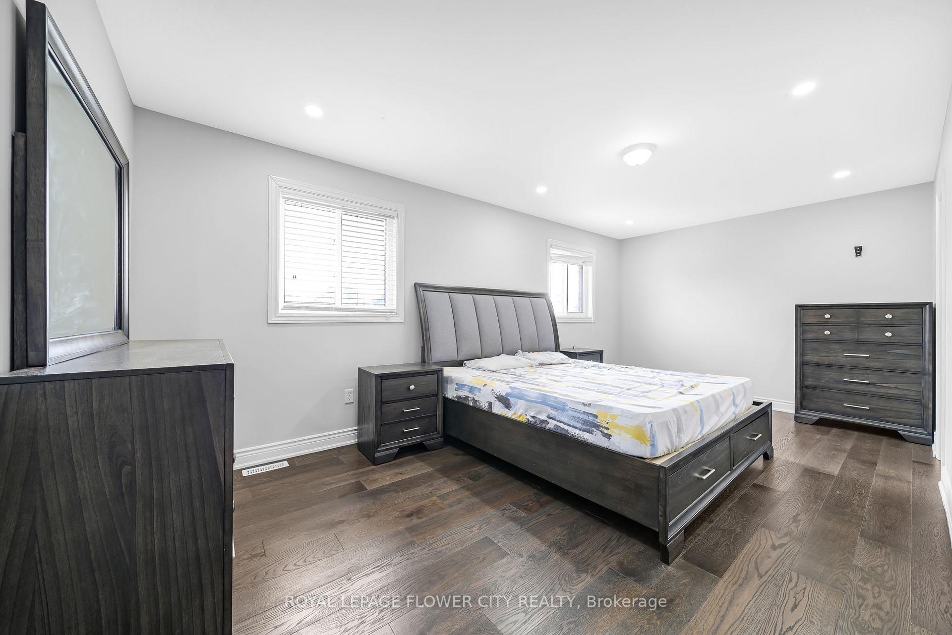 Photo 30 of 4 Stephanie Lane, Barrie, Painswick South — HOMEH