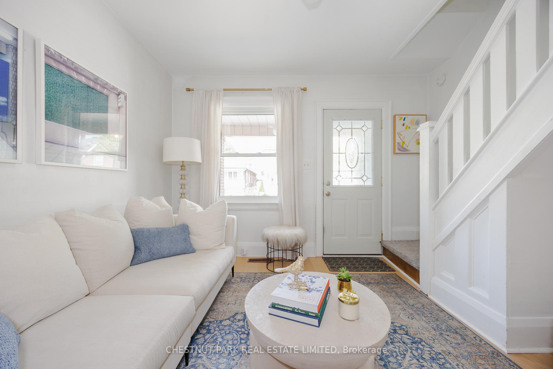 Photo 4 of 154 Cedric Avenue, Toronto, Oakwood Village — HOMEH