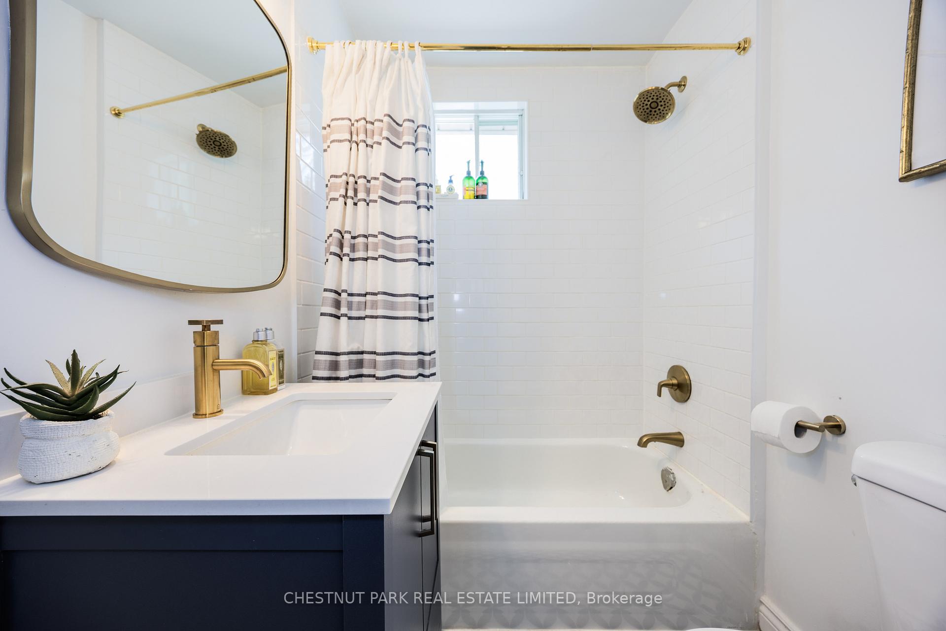 Photo 10 of 154 Cedric Avenue, Toronto, Oakwood Village — HOMEH