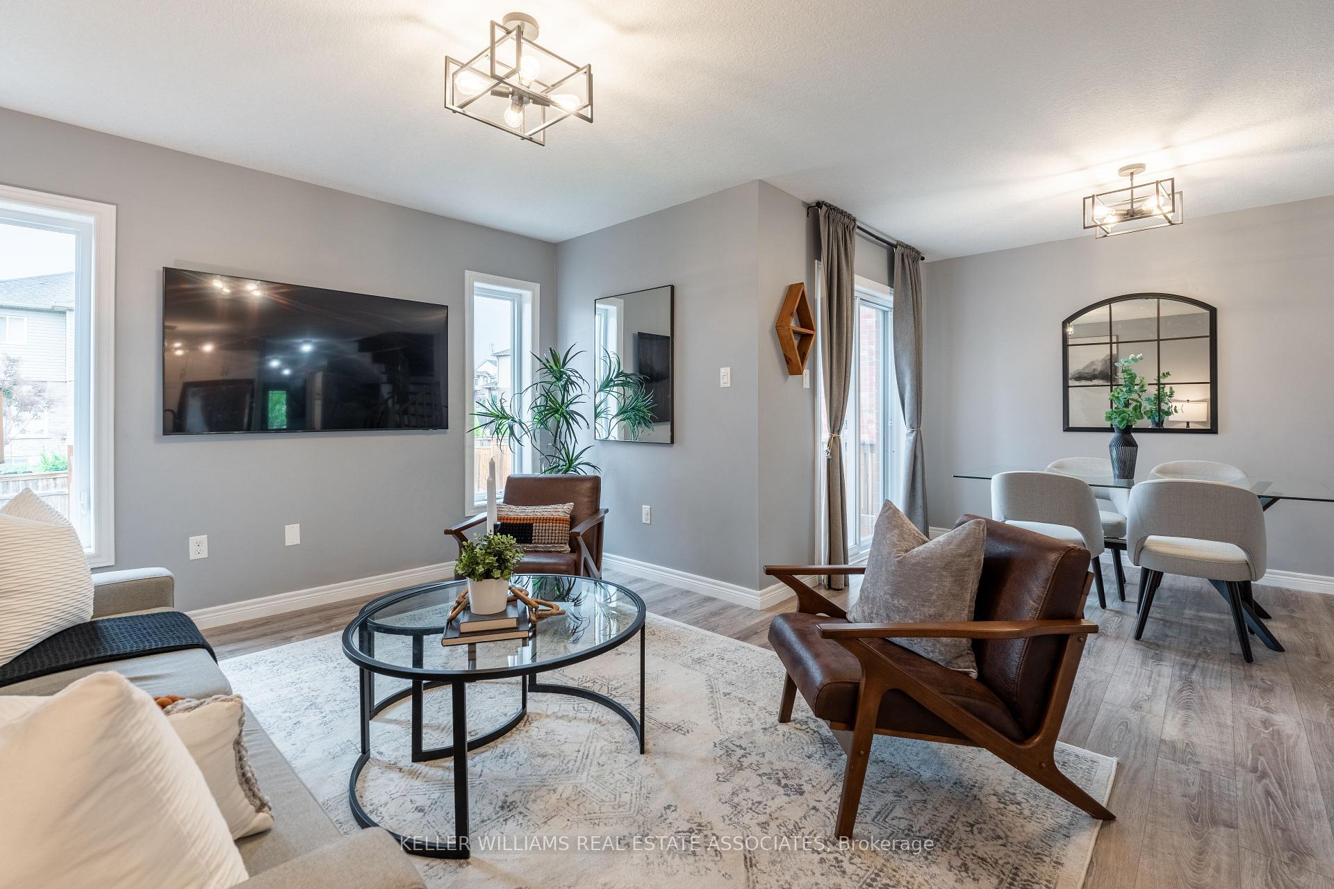 Photo 3 of 40 Drone Crescent, Guelph, Willow West/Sugarbush/West Acres — HOMEH
