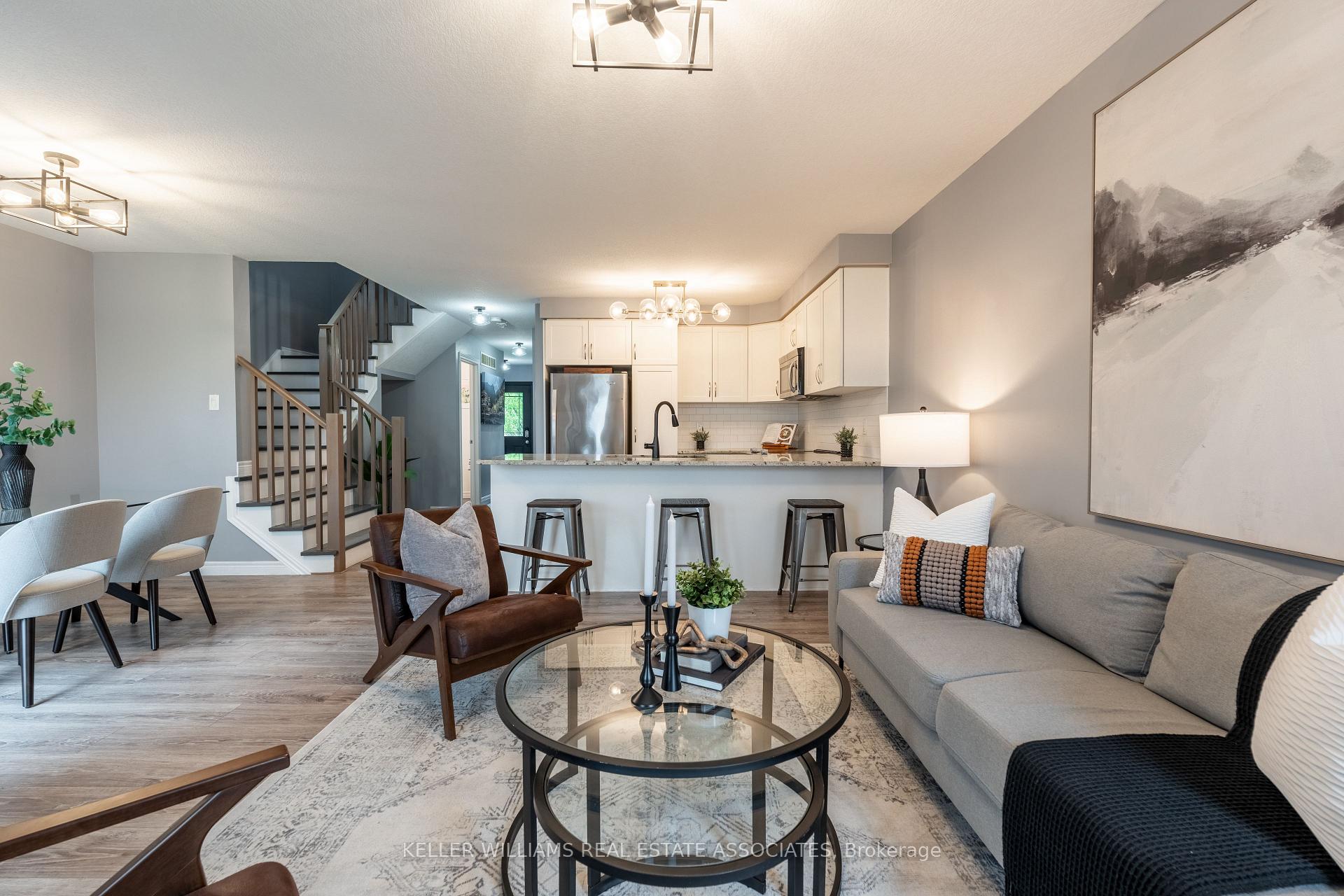 Photo 19 of 40 Drone Crescent, Guelph, Willow West/Sugarbush/West Acres — HOMEH