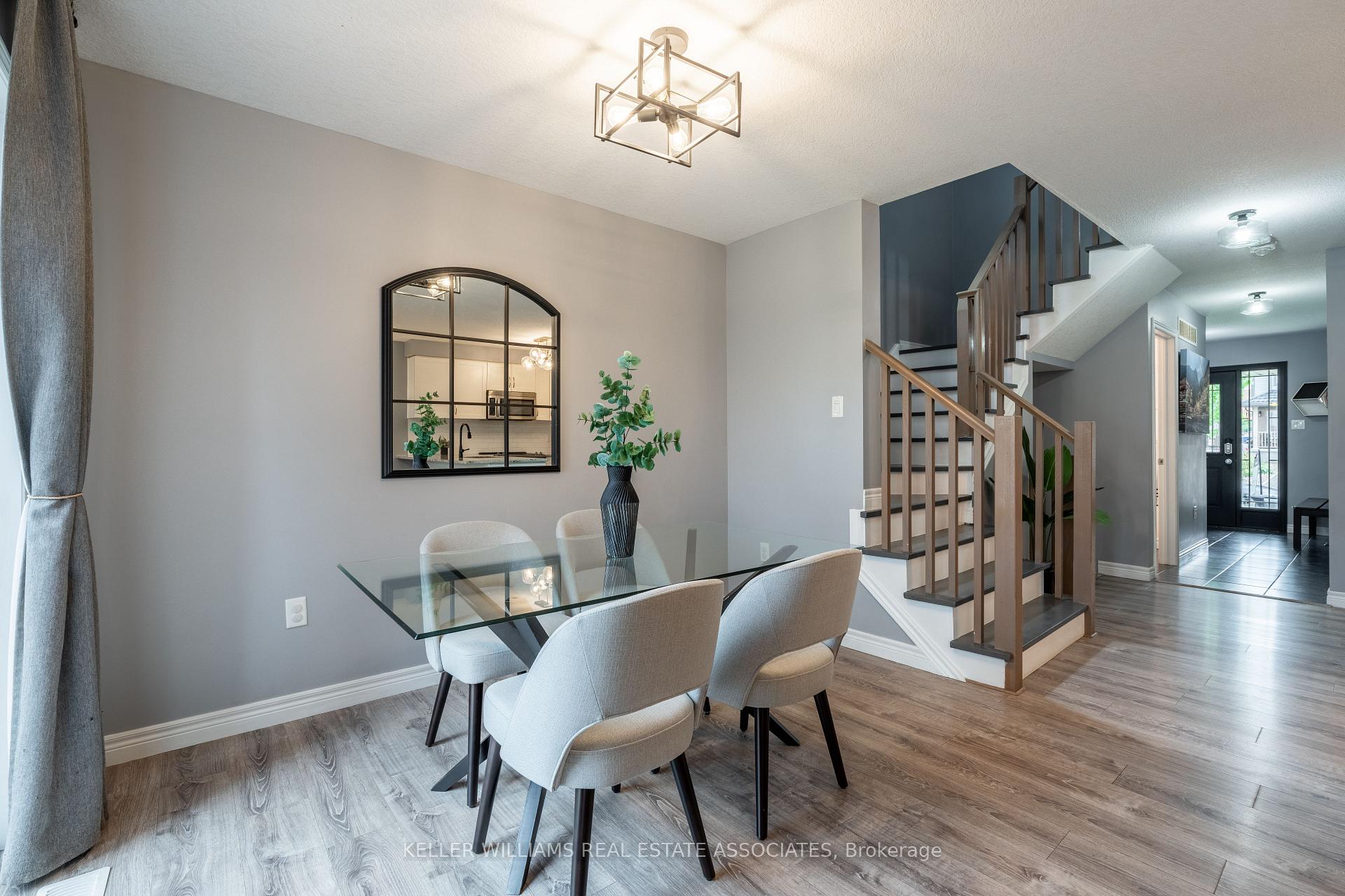 Photo 13 of 40 Drone Crescent, Guelph, Willow West/Sugarbush/West Acres — HOMEH