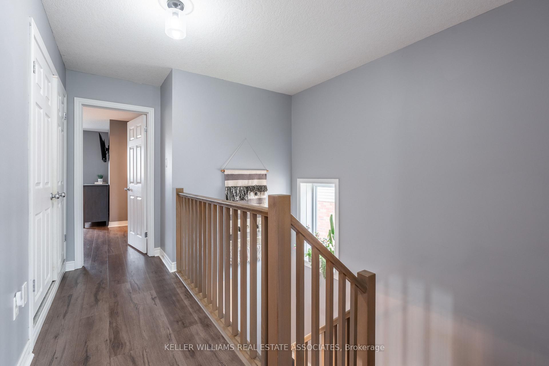 Photo 16 of 40 Drone Crescent, Guelph, Willow West/Sugarbush/West Acres — HOMEH
