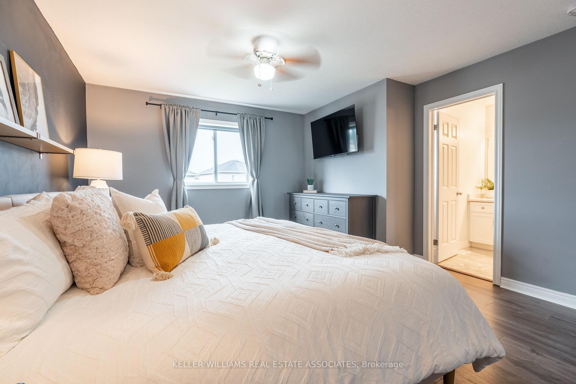 Photo 18 of 40 Drone Crescent, Guelph, Willow West/Sugarbush/West Acres — HOMEH