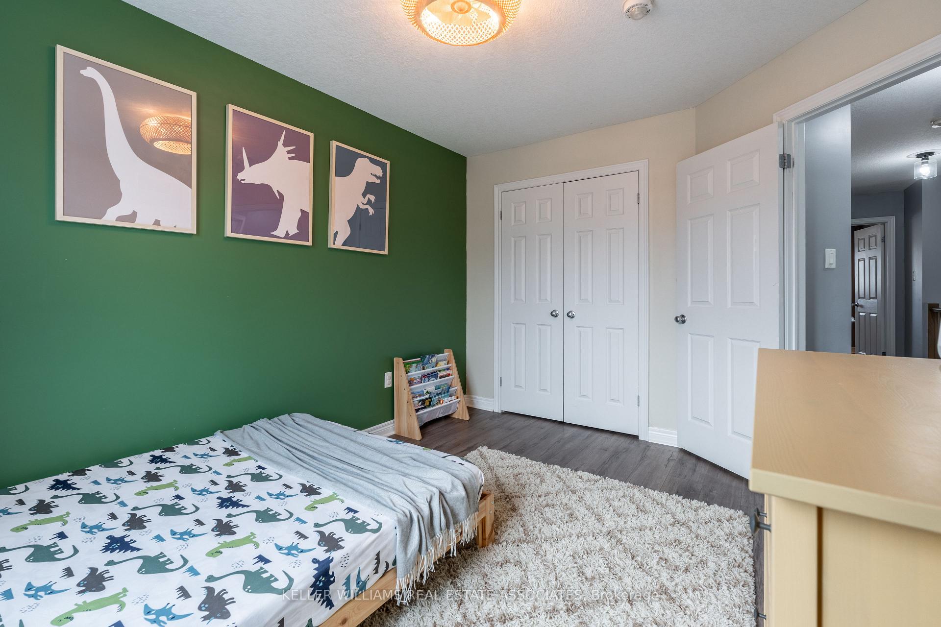 Photo 30 of 40 Drone Crescent, Guelph, Willow West/Sugarbush/West Acres — HOMEH
