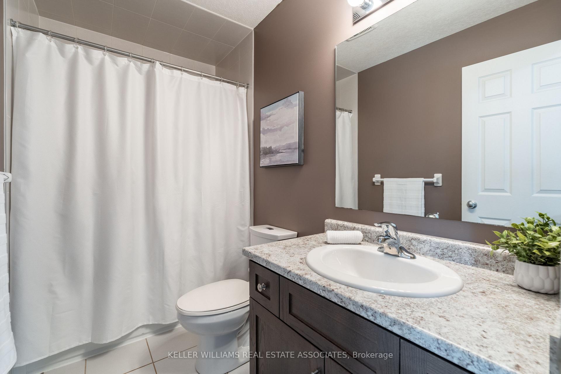 Photo 23 of 40 Drone Crescent, Guelph, Willow West/Sugarbush/West Acres — HOMEH