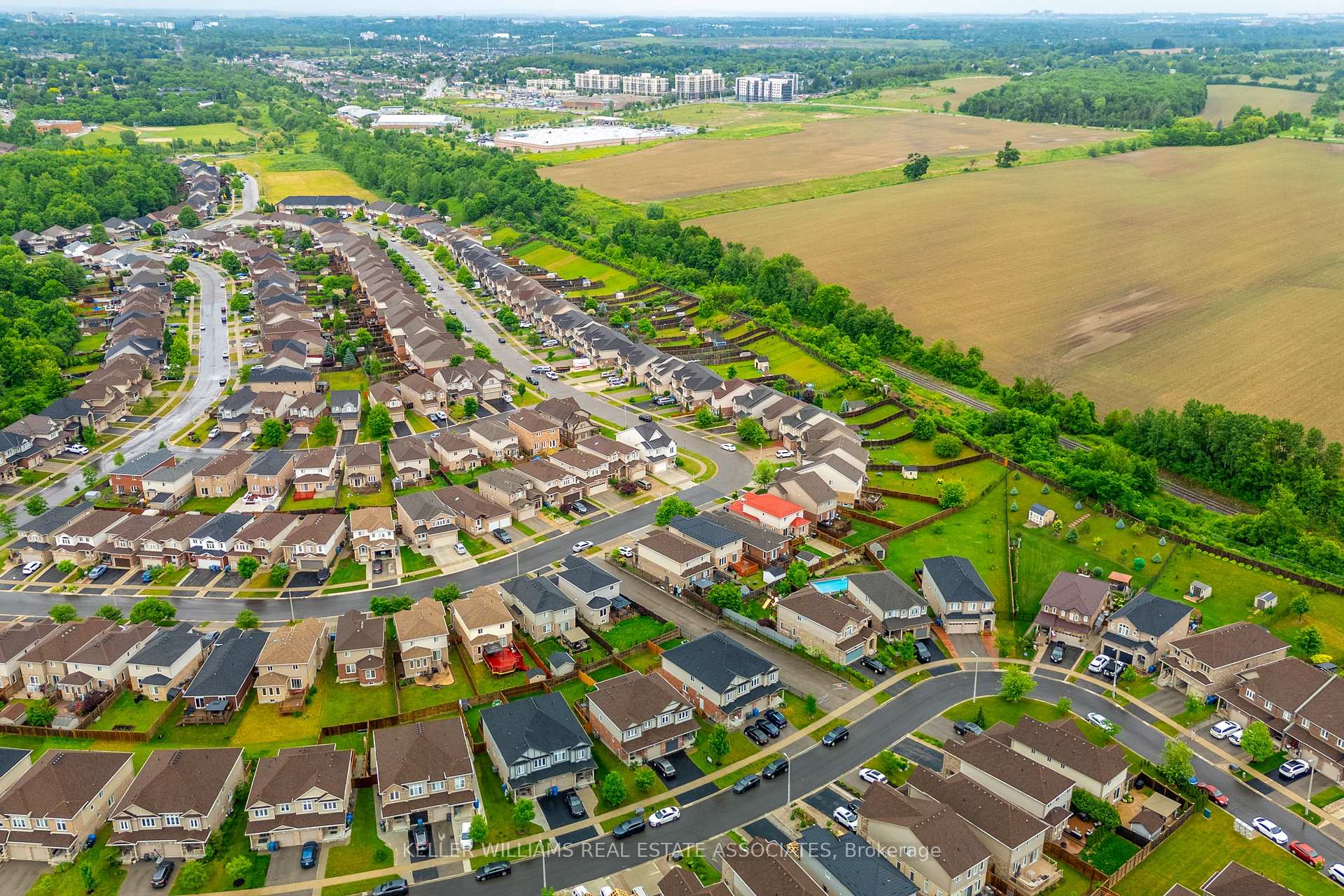 Photo 46 of 40 Drone Crescent, Guelph, Willow West/Sugarbush/West Acres — HOMEH