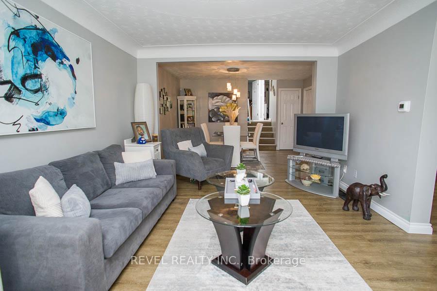 Photo 6 of 264B Bruce Street, Brantford — HOMEH