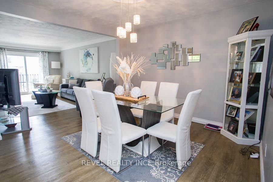 Photo 10 of 264B Bruce Street, Brantford — HOMEH