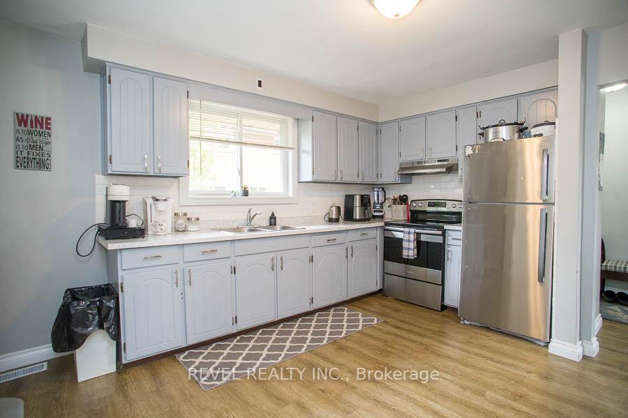 Photo 9 of 264B Bruce Street, Brantford — HOMEH
