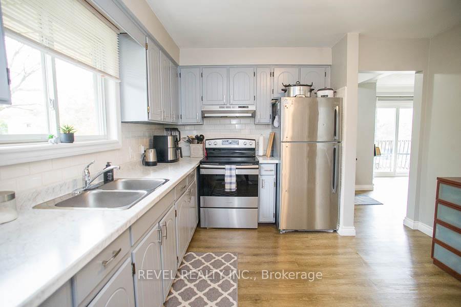 Photo 8 of 264B Bruce Street, Brantford — HOMEH