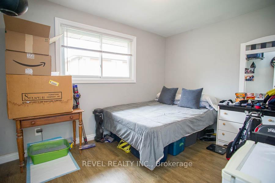 Photo 16 of 264B Bruce Street, Brantford — HOMEH
