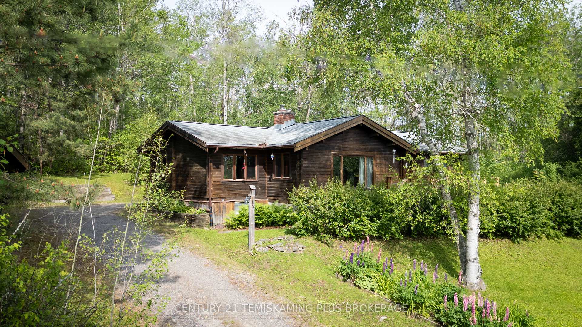 Photo 4 of 10 Lowry Street, Temiskaming Shores, Haileybury — HOMEH