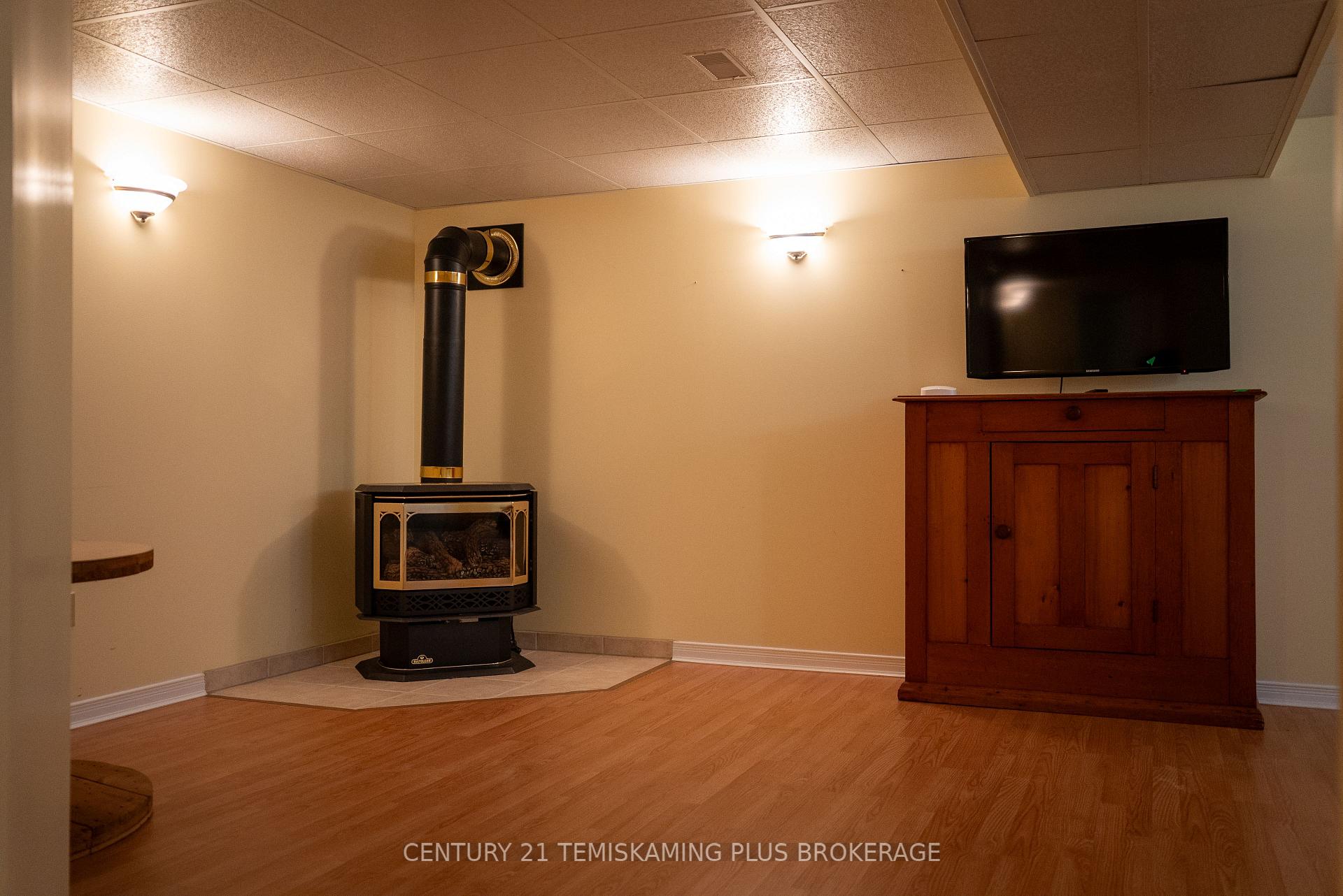 Photo 18 of 10 Lowry Street, Temiskaming Shores, Haileybury — HOMEH