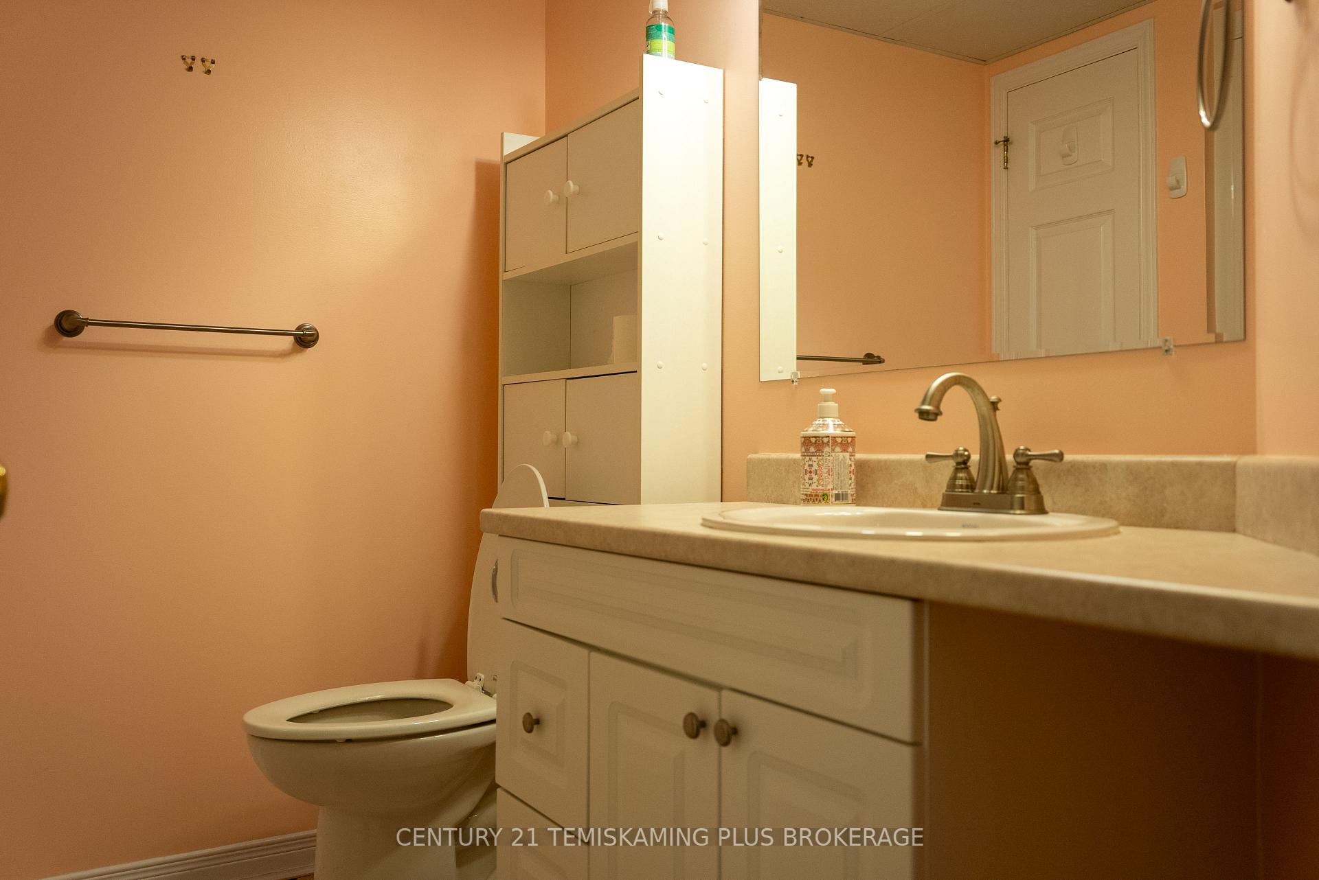 Photo 20 of 10 Lowry Street, Temiskaming Shores, Haileybury — HOMEH