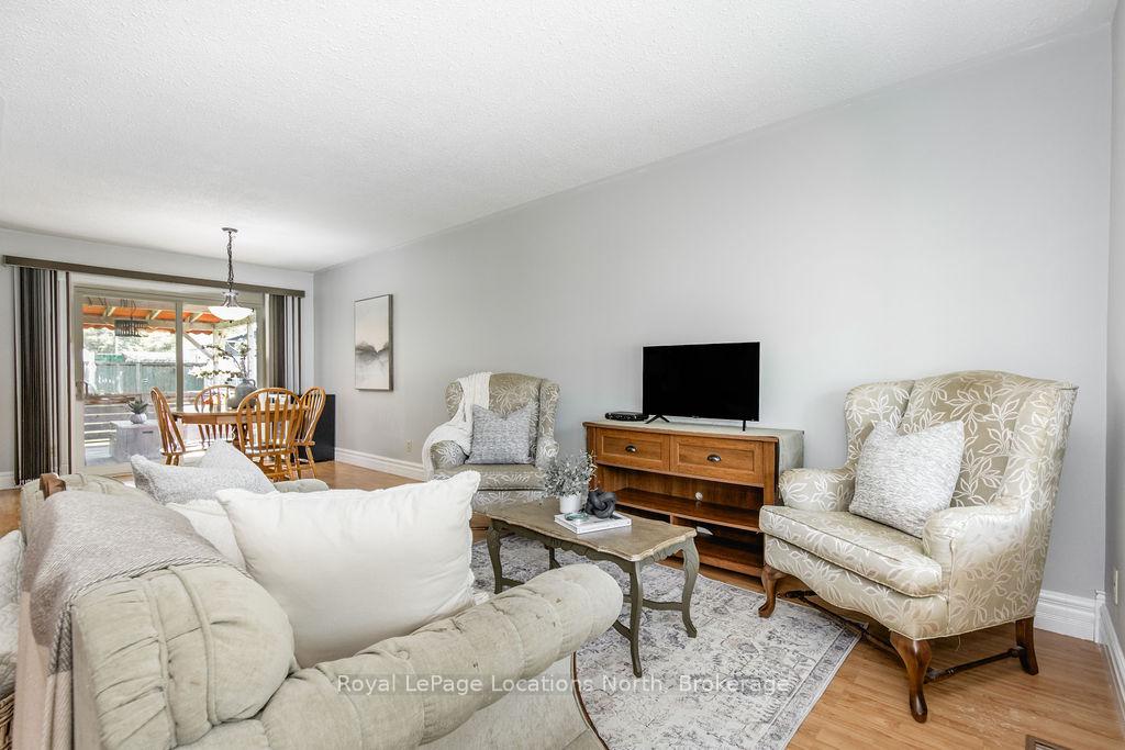 Photo 4 of 286 Sixth Street, Collingwood — HOMEH