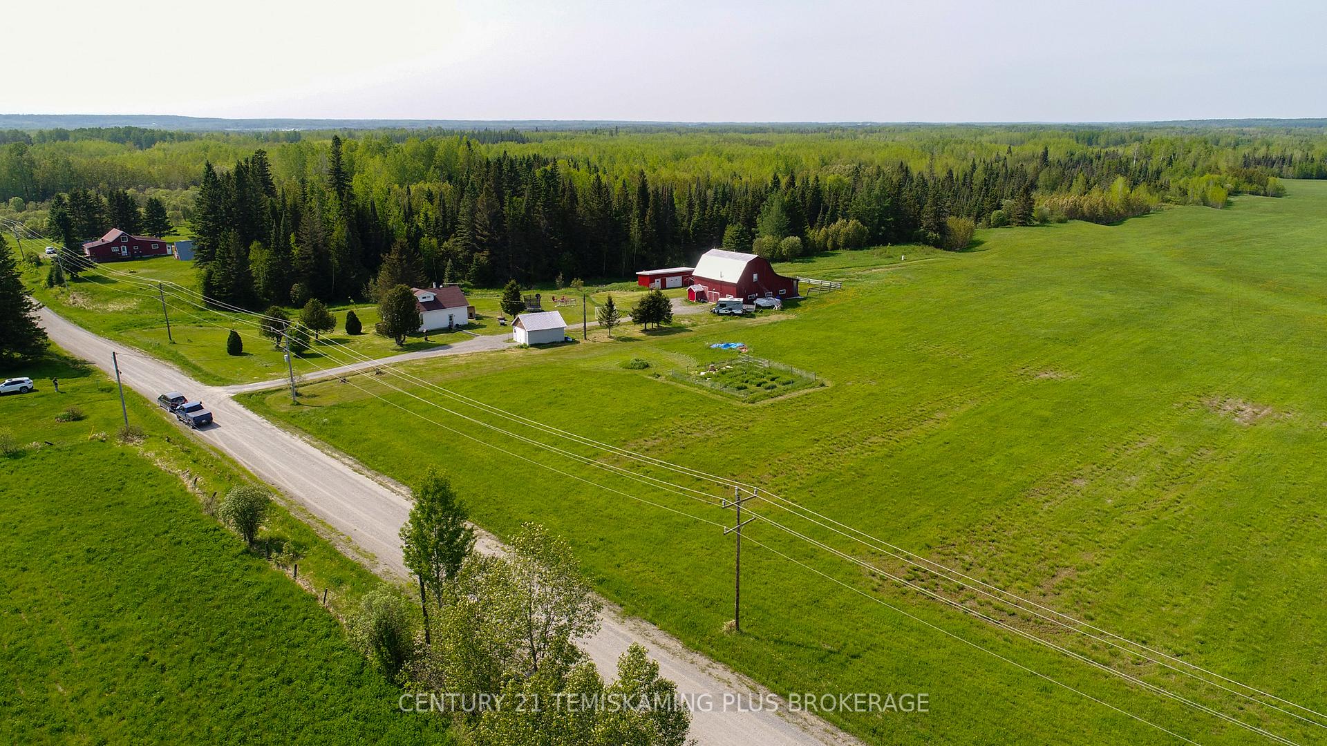 Photo 2 of 386181 Boundary Road, Englehart, Central Timiskaming — HOMEH
