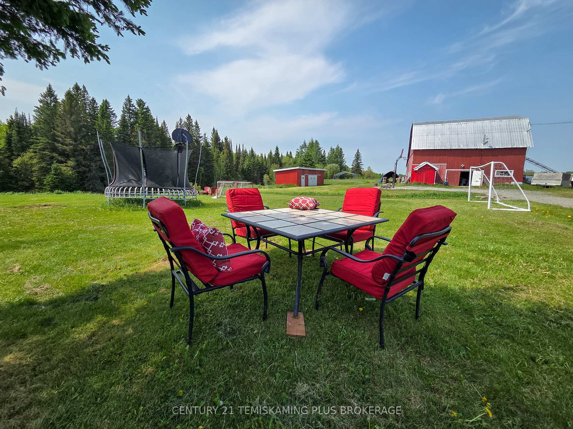 Photo 6 of 386181 Boundary Road, Englehart, Central Timiskaming — HOMEH