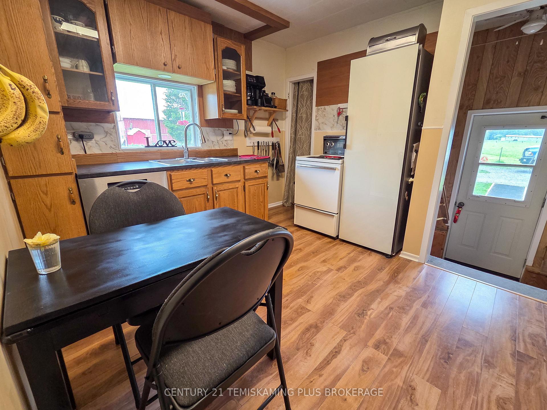Photo 11 of 386181 Boundary Road, Englehart, Central Timiskaming — HOMEH
