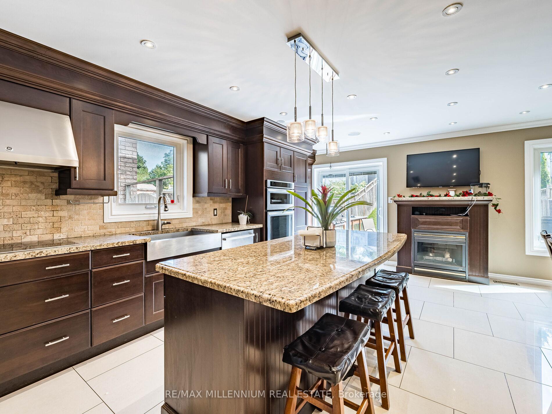 Photo 8 of 84 Grapevine Road, Caledon, Bolton West — HOMEH
