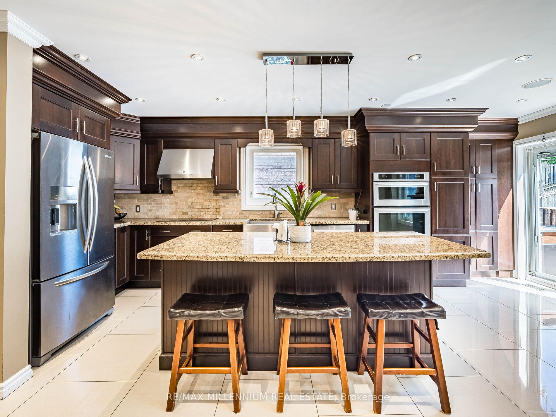 Photo 10 of 84 Grapevine Road, Caledon, Bolton West — HOMEH