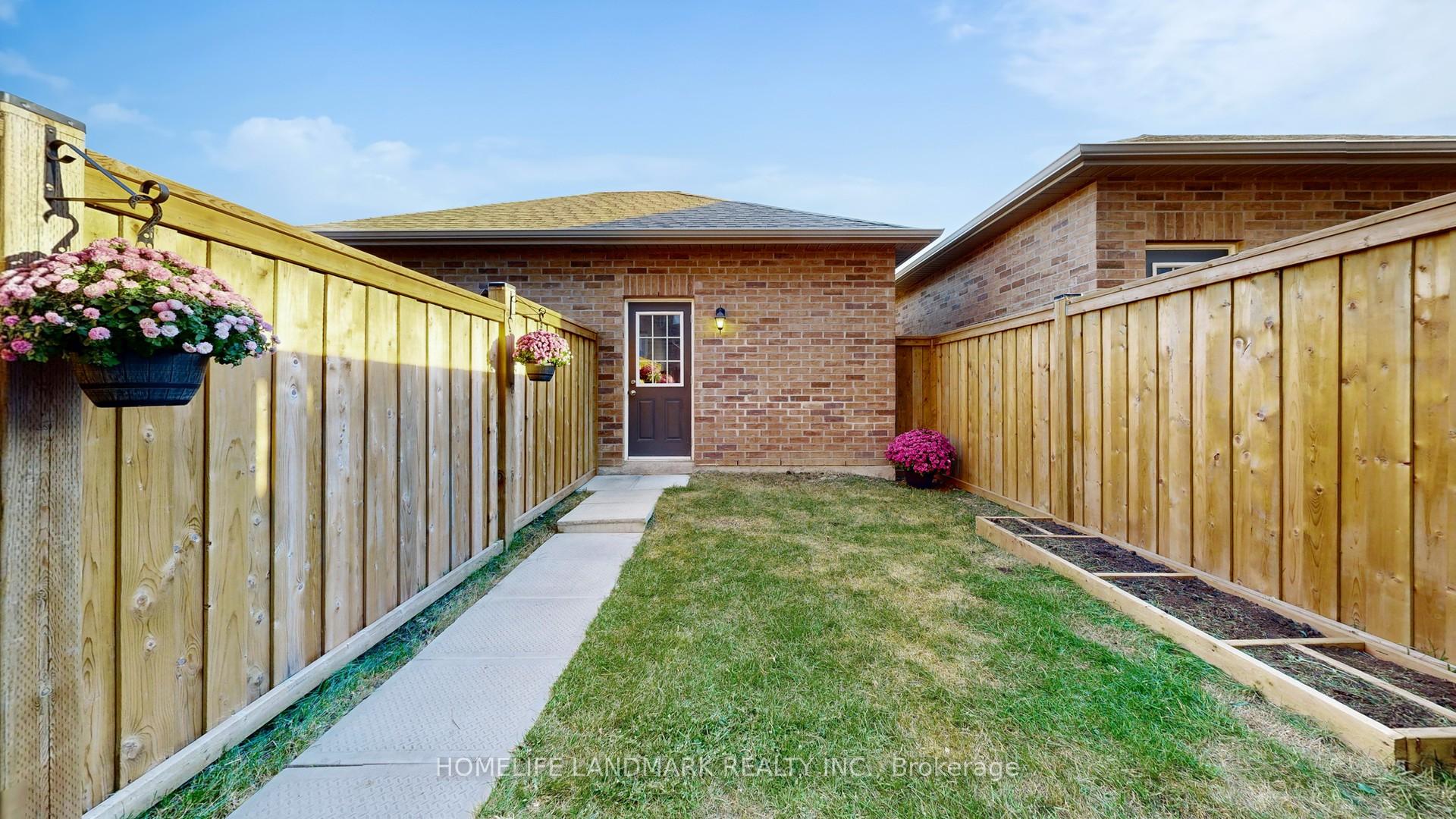 Photo 38 of 575 White's Hill Avenue, Markham, Cornell — HOMEH