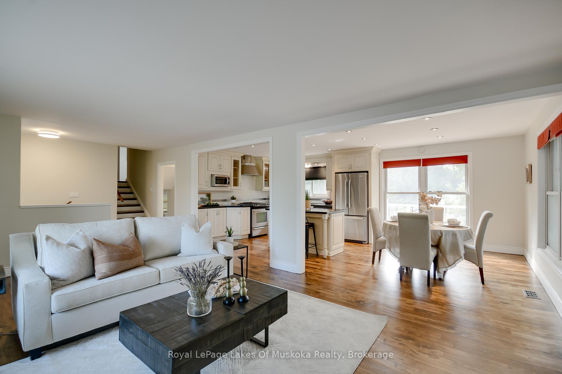 Photo 5 of 30 Taylor Road, Bracebridge, Macaulay — HOMEH