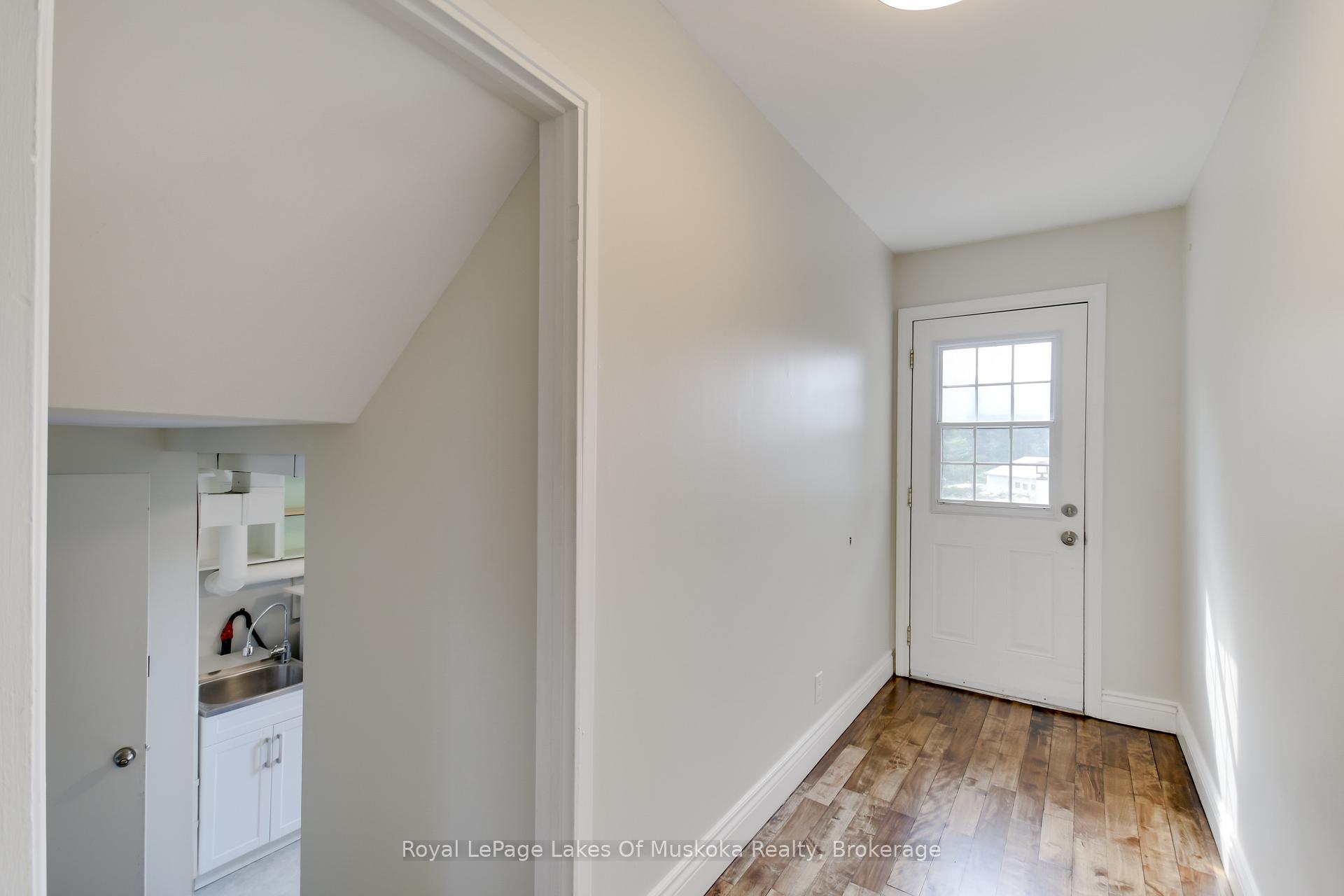 Photo 14 of 30 Taylor Road, Bracebridge, Macaulay — HOMEH