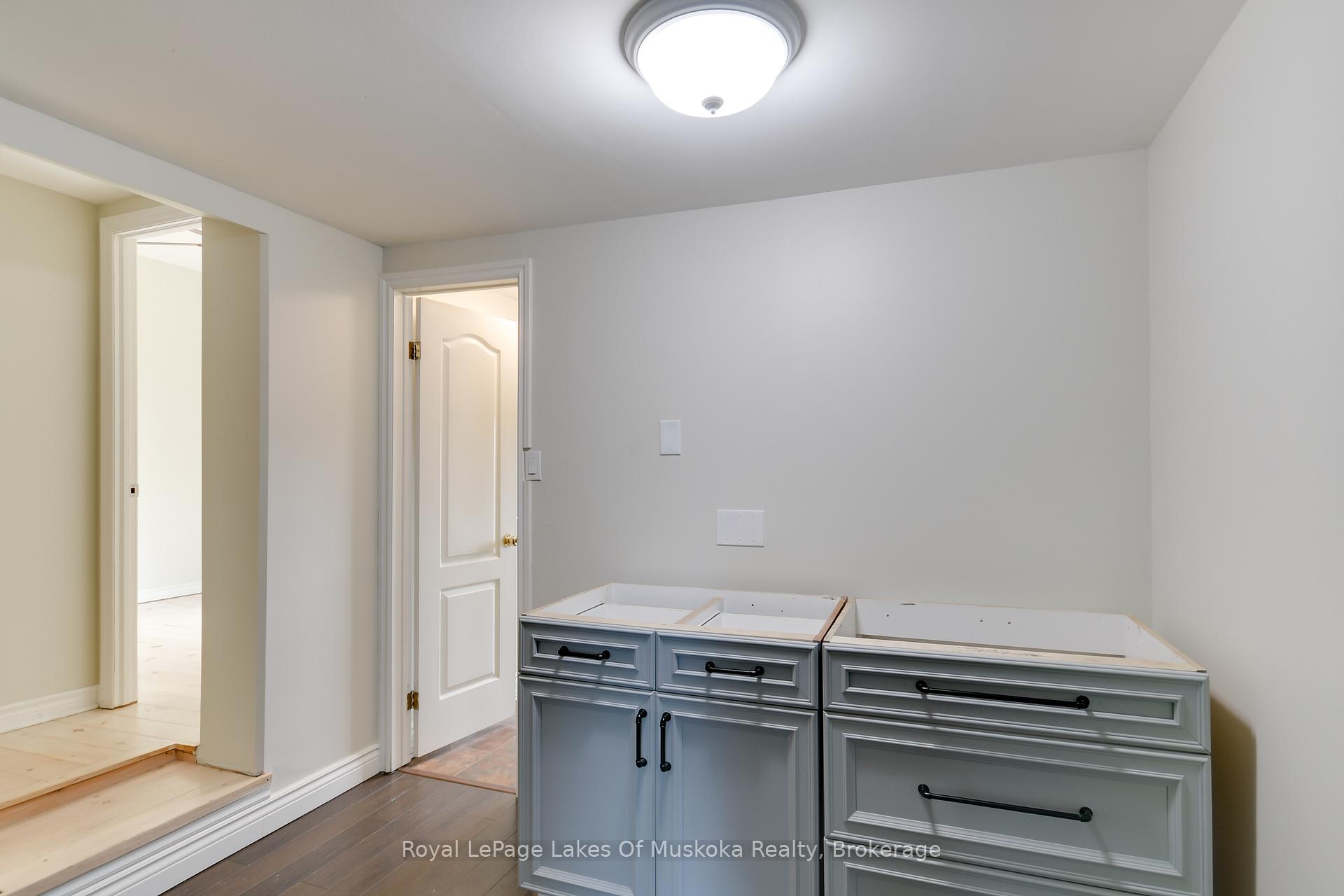 Photo 28 of 30 Taylor Road, Bracebridge, Macaulay — HOMEH