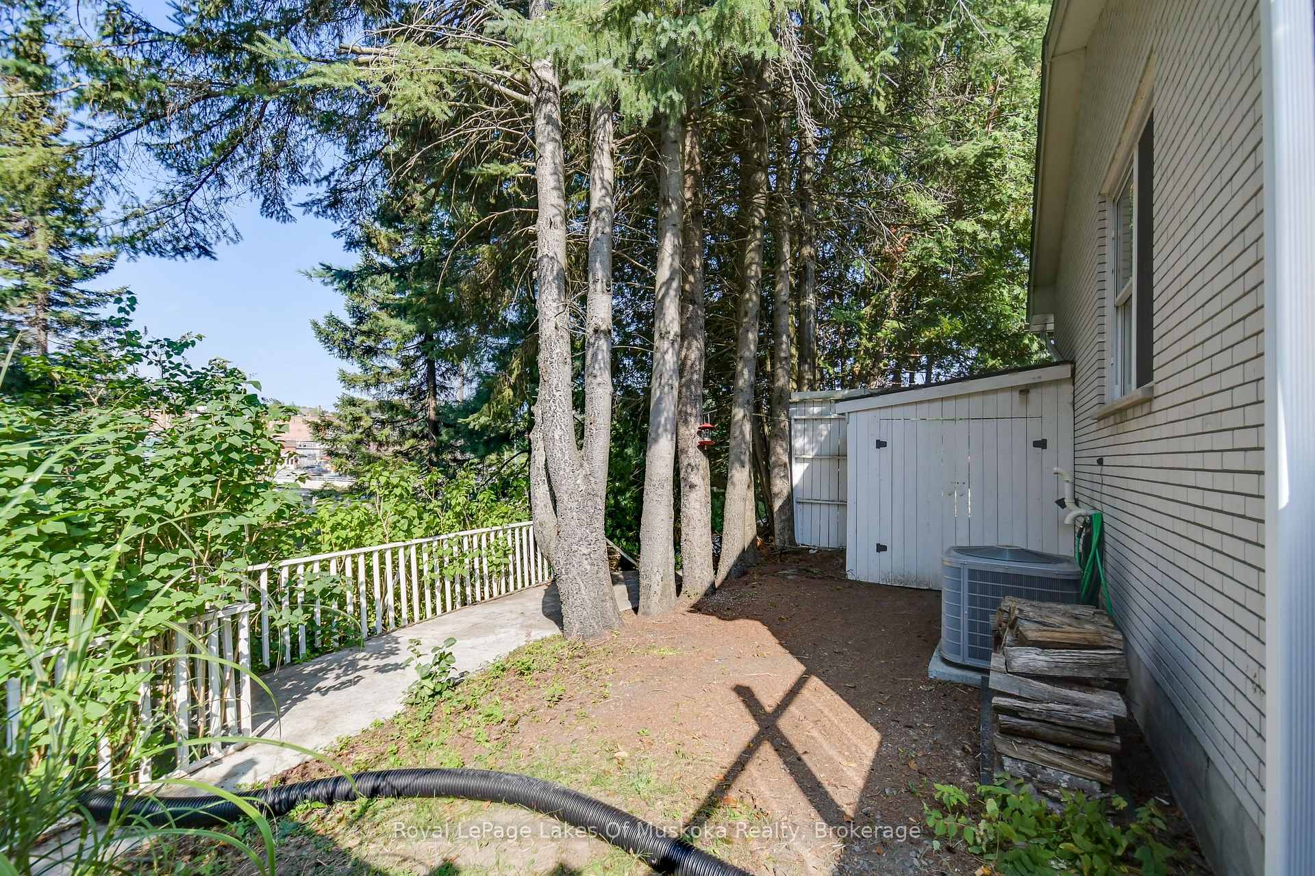 Photo 30 of 30 Taylor Road, Bracebridge, Macaulay — HOMEH