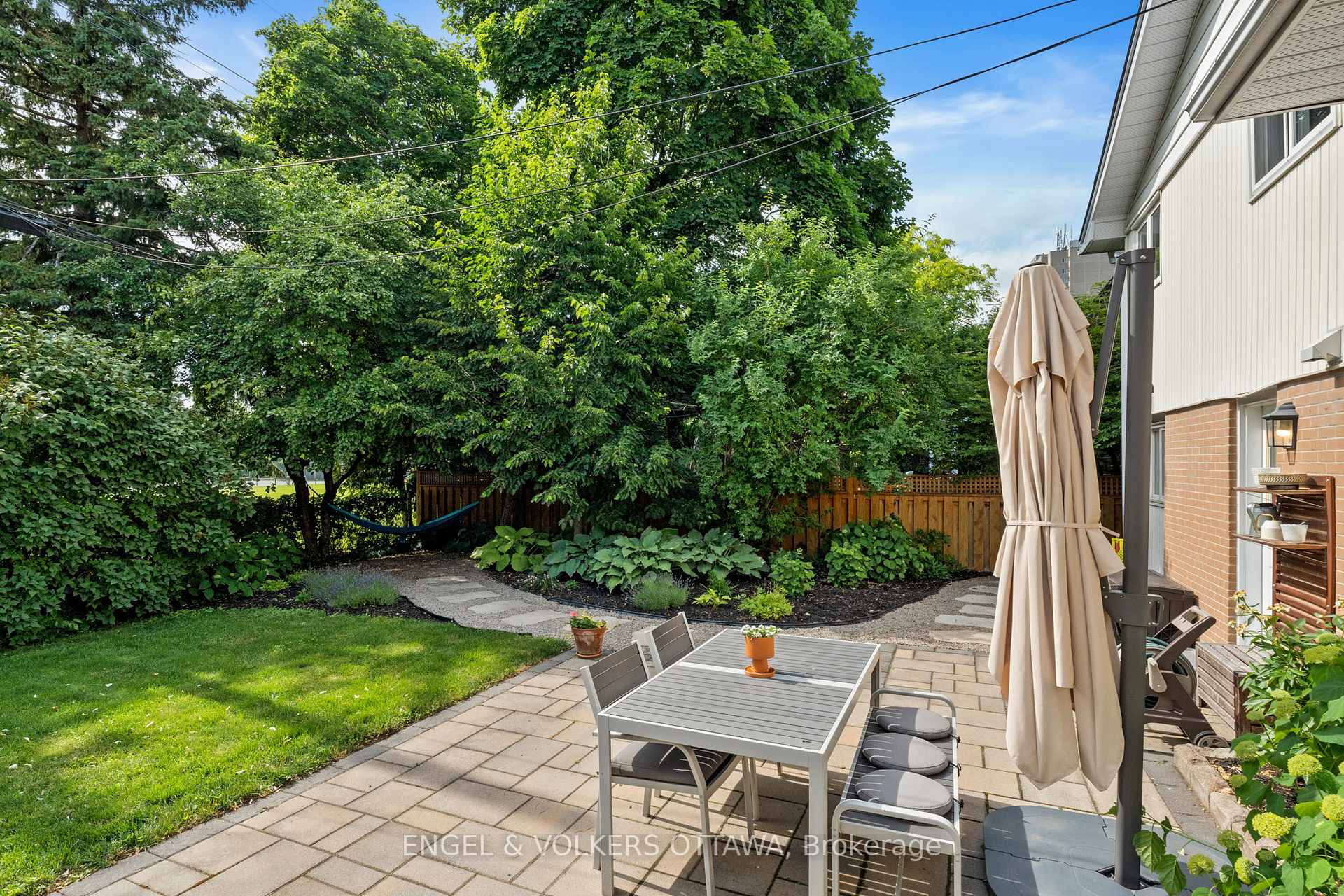 Photo 28 of 1138 Cameo Drive, Ottawa, Copeland Park — HOMEH