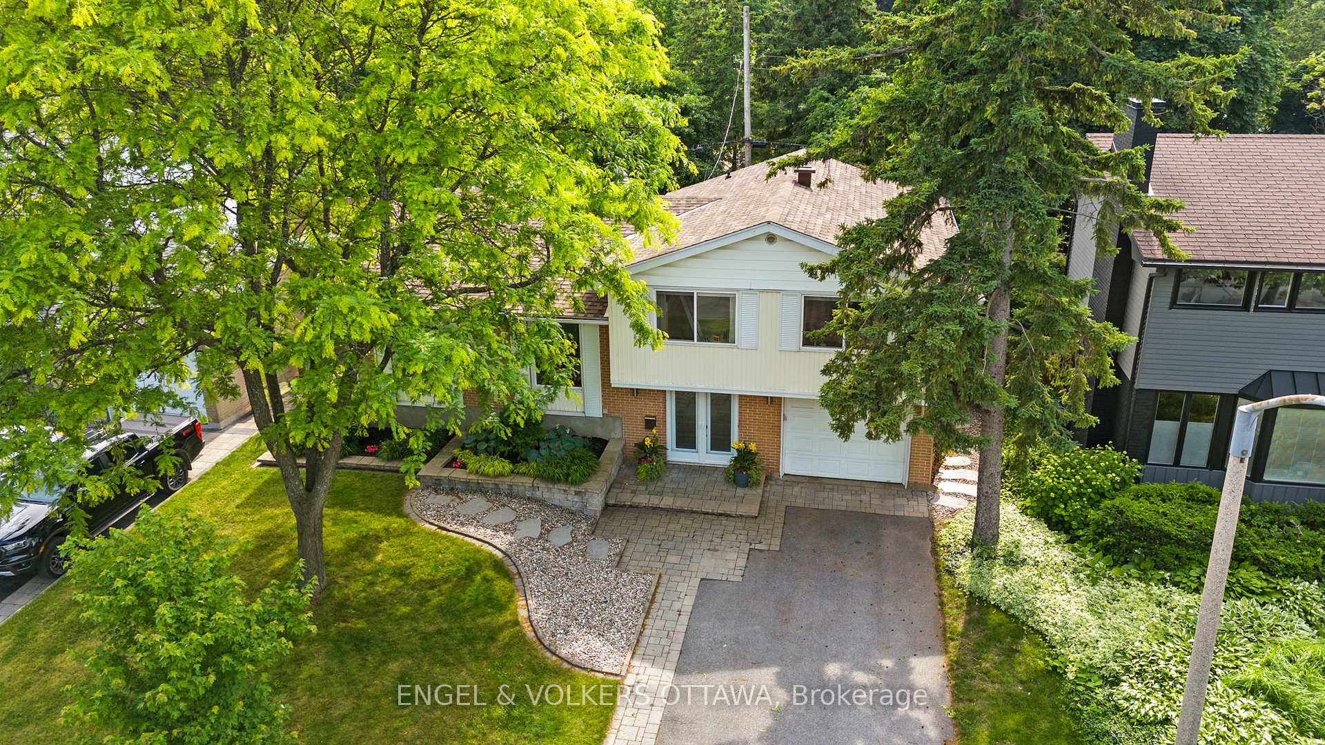 Photo 25 of 1138 Cameo Drive, Ottawa, Copeland Park — HOMEH
