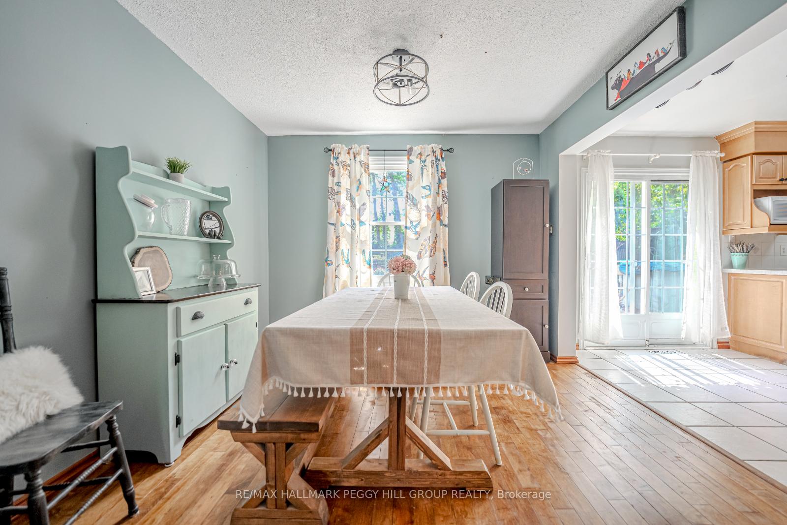 Photo 9 of 9 Oriole Court, Barrie, Cundles East — HOMEH
