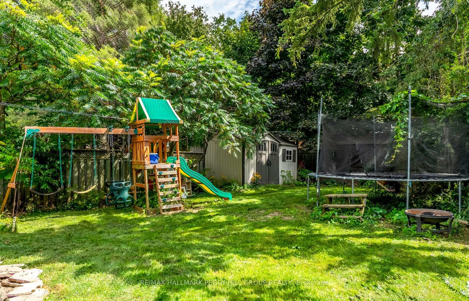 Photo 25 of 9 Oriole Court, Barrie, Cundles East — HOMEH