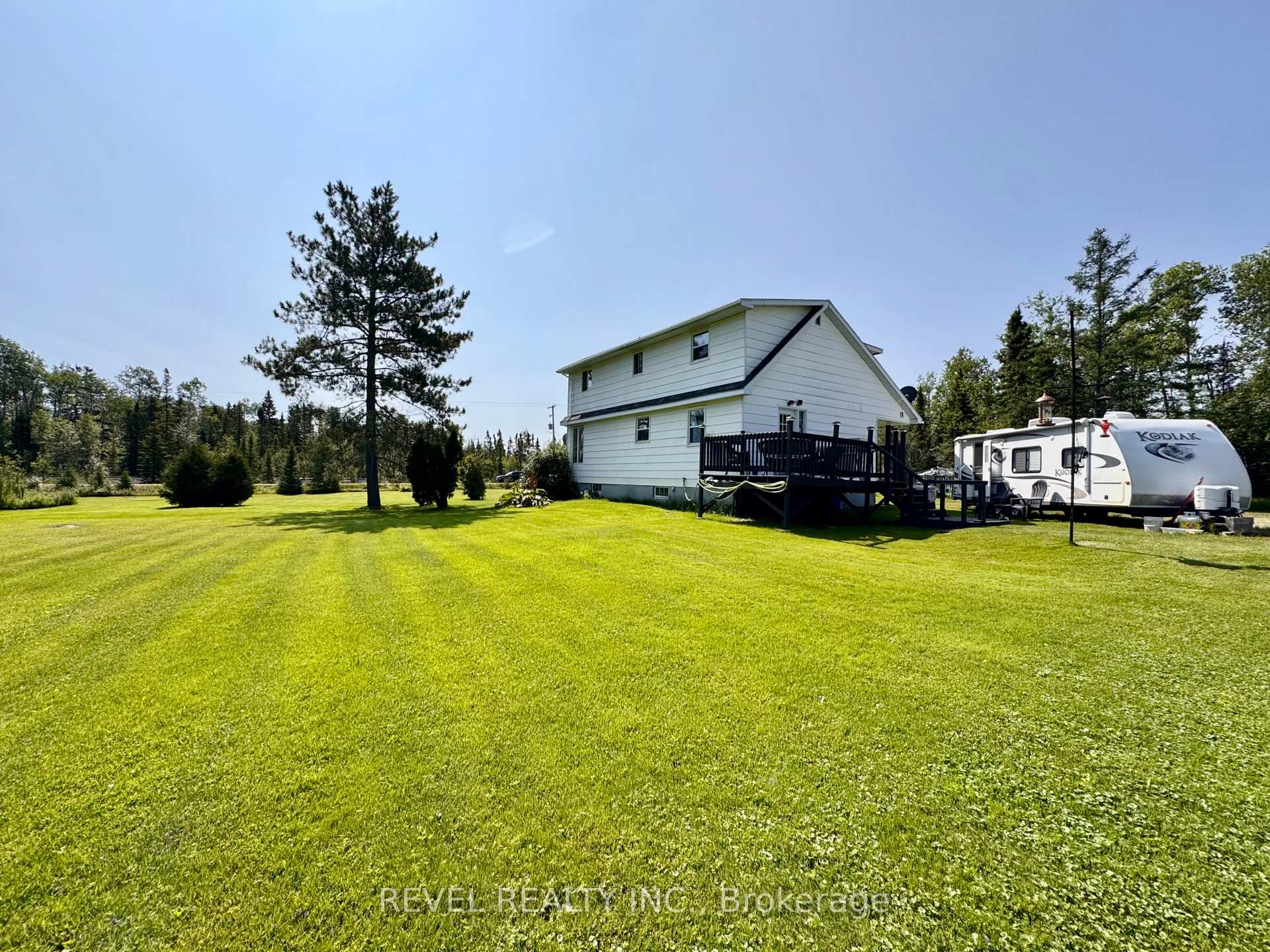 Front of 1388 Frederick House Lake Road