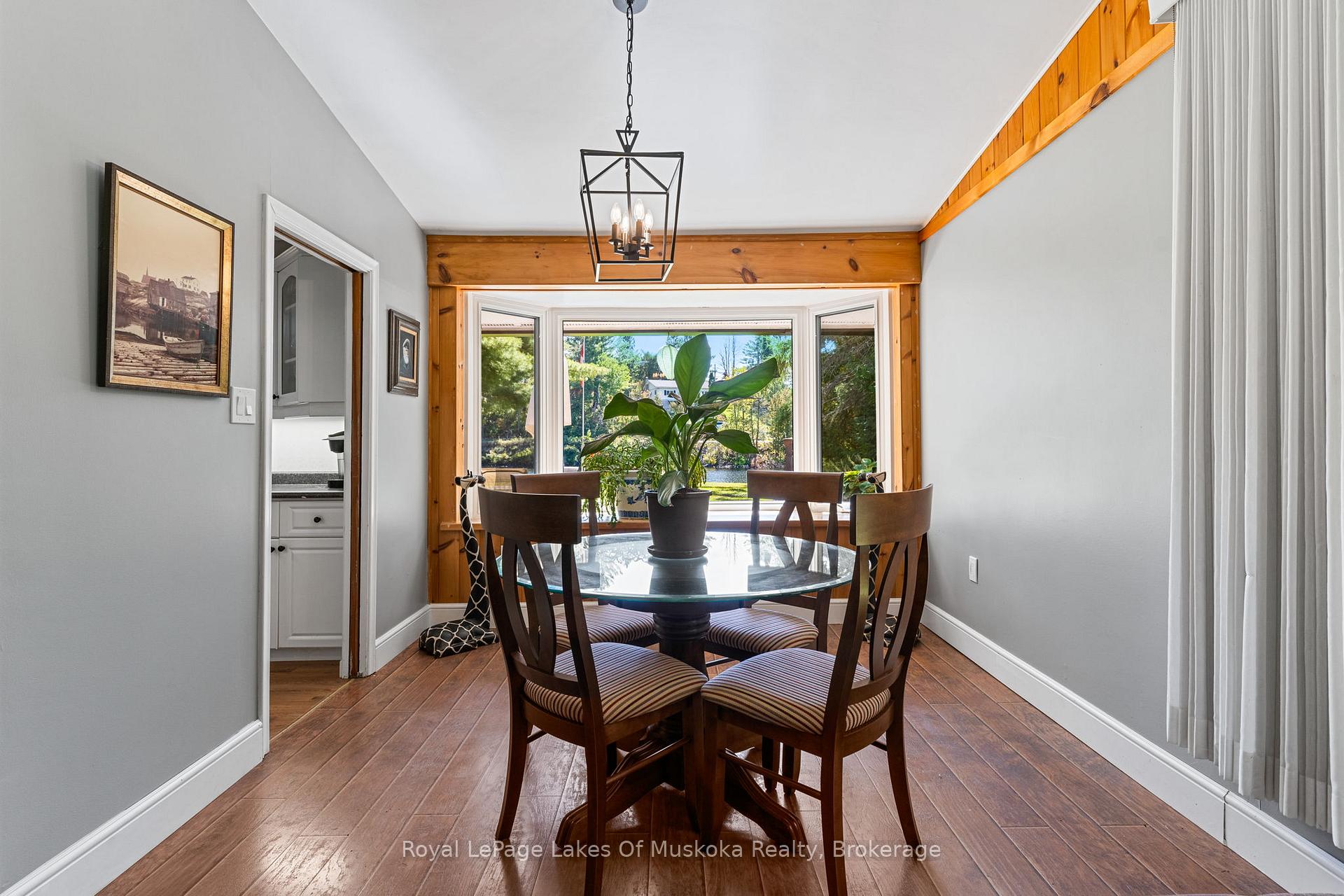 Photo 6 of 50 Brofoco Drive, Bracebridge, Monck (Bracebridge) — HOMEH