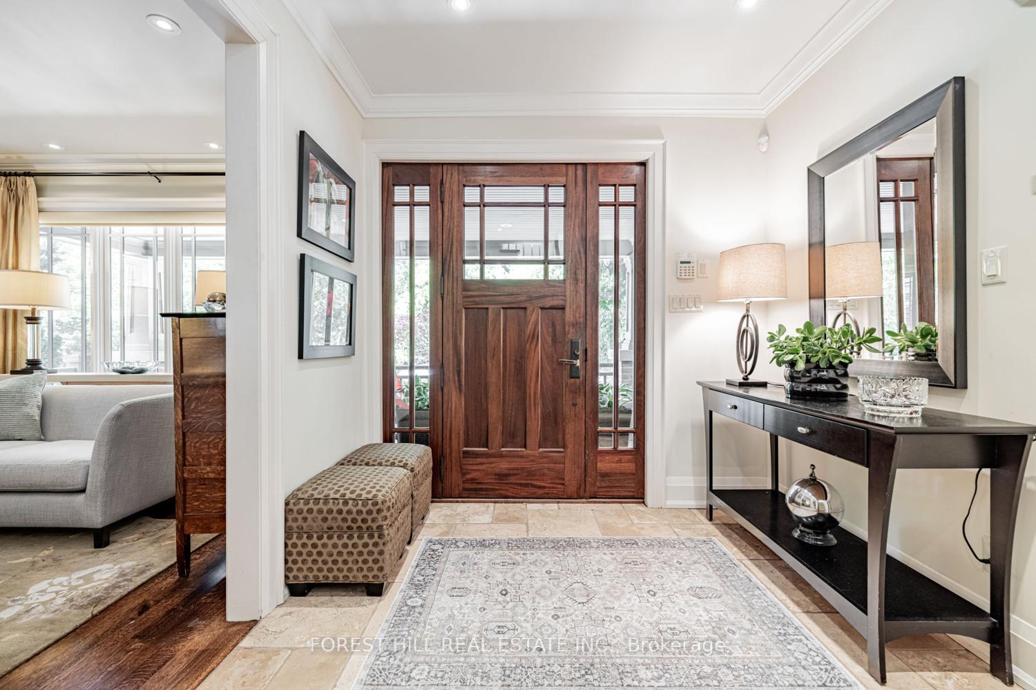 Photo 3 of 35 Sheldrake Boulevard, Toronto, Mount Pleasant East — HOMEH