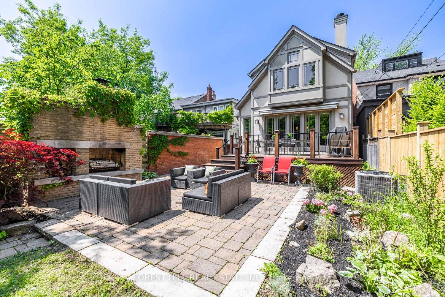 Photo 20 of 35 Sheldrake Boulevard, Toronto, Mount Pleasant East — HOMEH