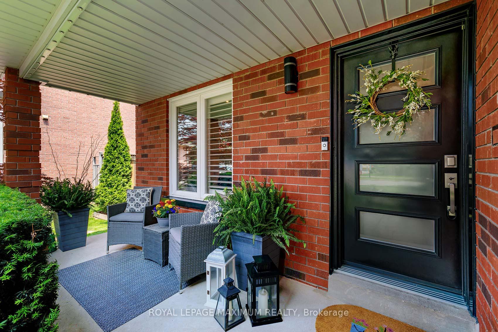 Photo 5 of 9 Pembrook Street, Caledon, Bolton East — HOMEH