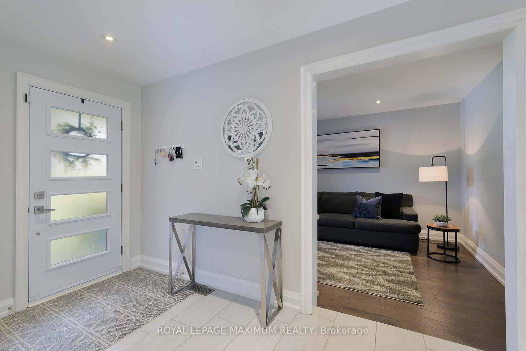 Photo 9 of 9 Pembrook Street, Caledon, Bolton East — HOMEH