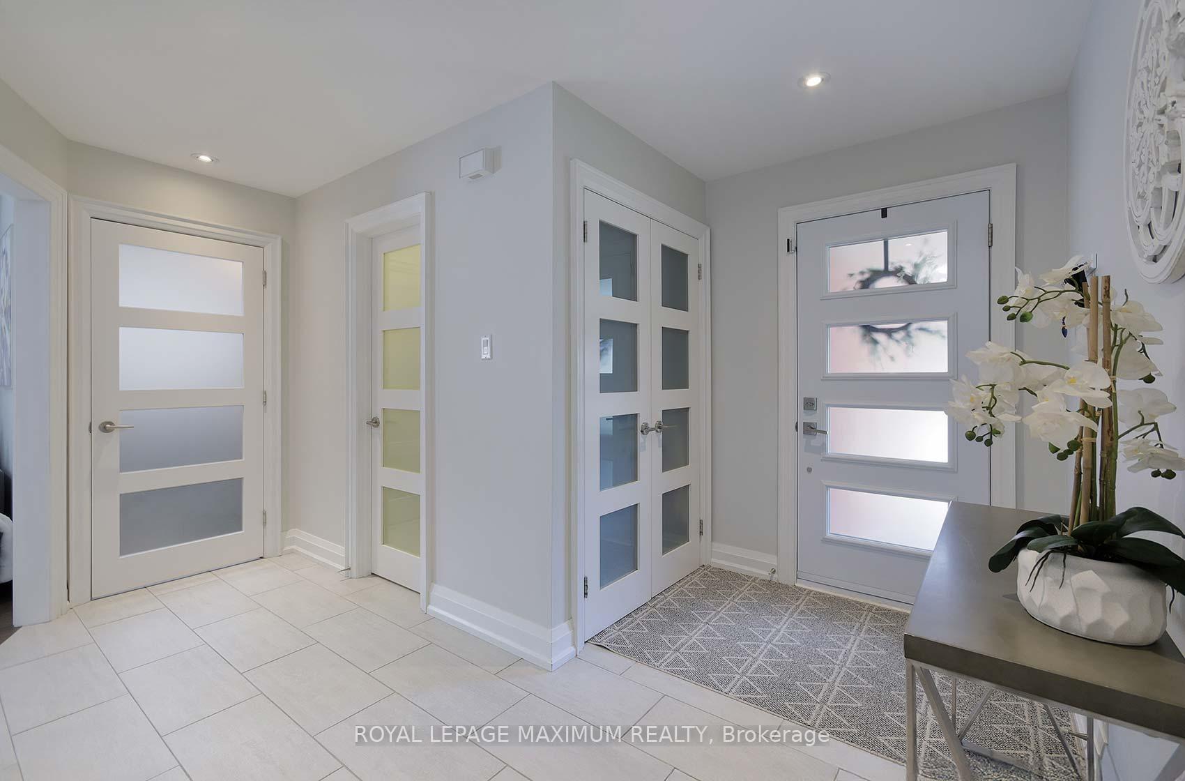 Photo 4 of 9 Pembrook Street, Caledon, Bolton East — HOMEH