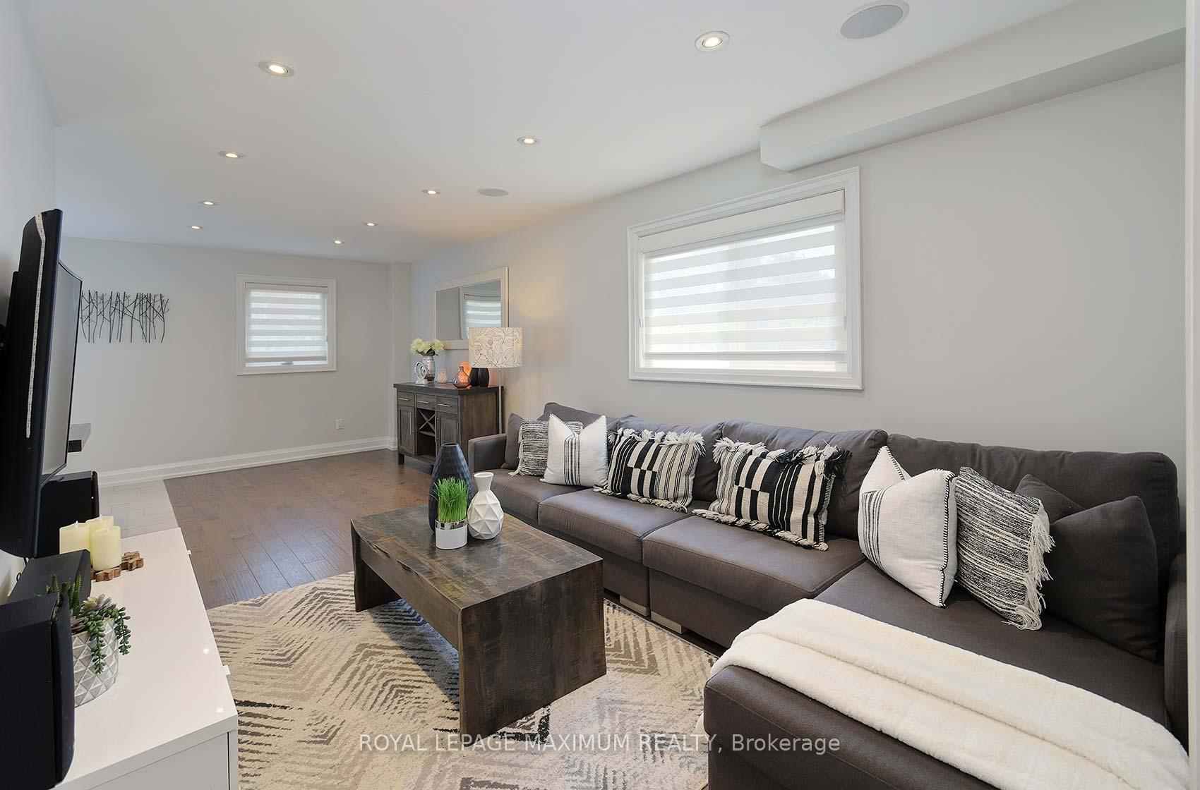 Photo 10 of 9 Pembrook Street, Caledon, Bolton East — HOMEH