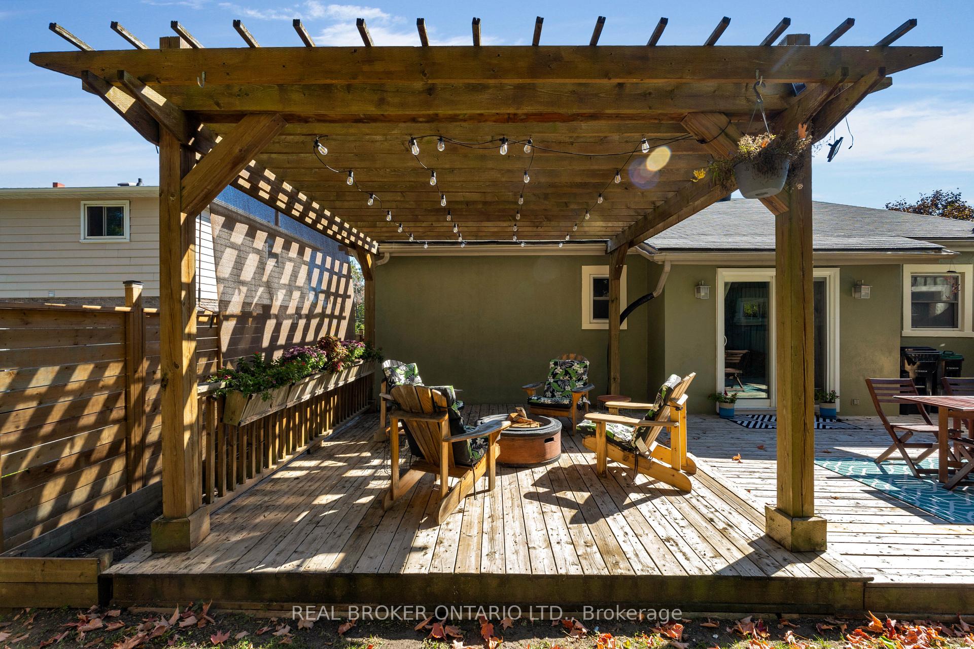 Photo 10 of 38 Grove Street, Barrie, Codrington — HOMEH