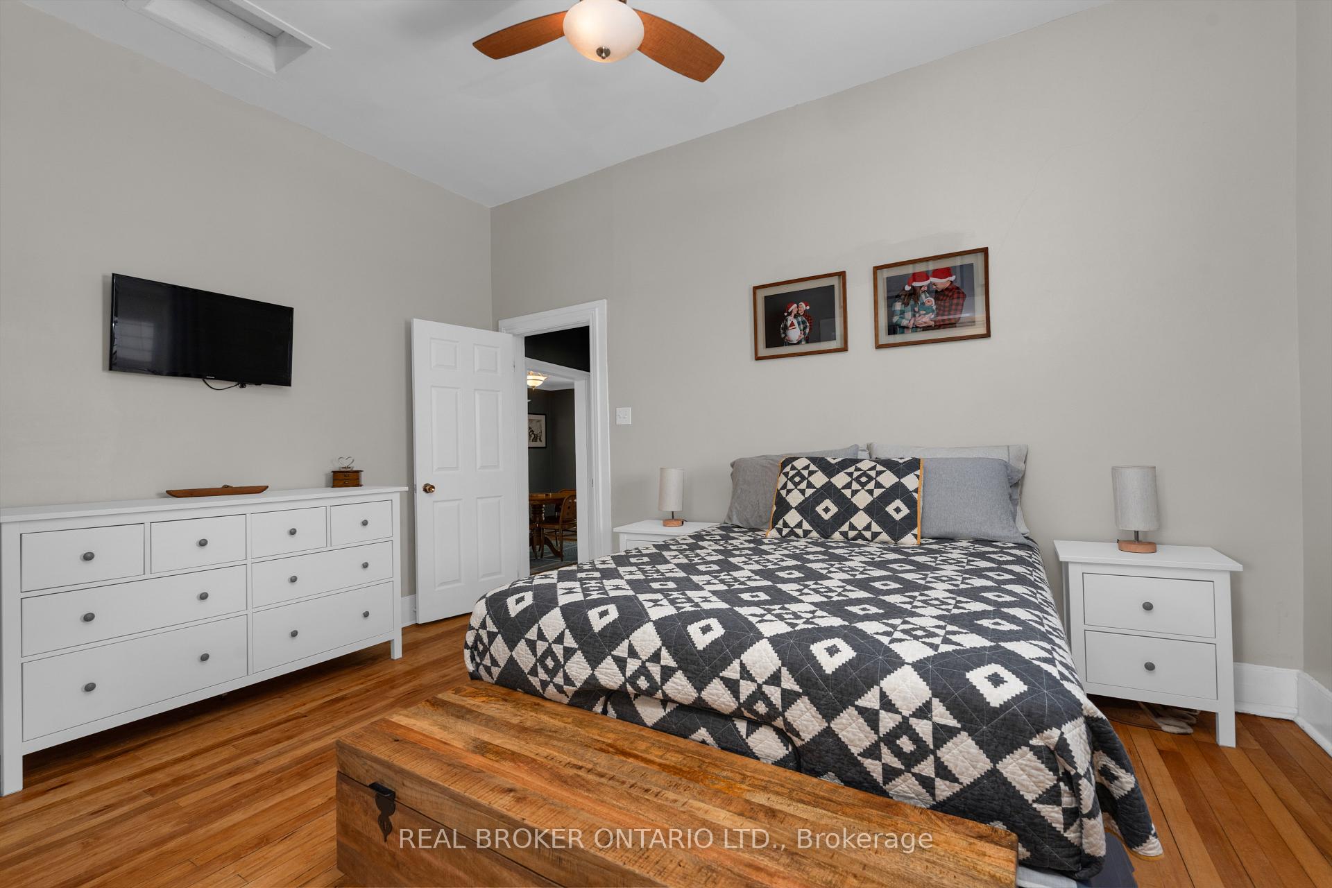 Photo 19 of 38 Grove Street, Barrie, Codrington — HOMEH