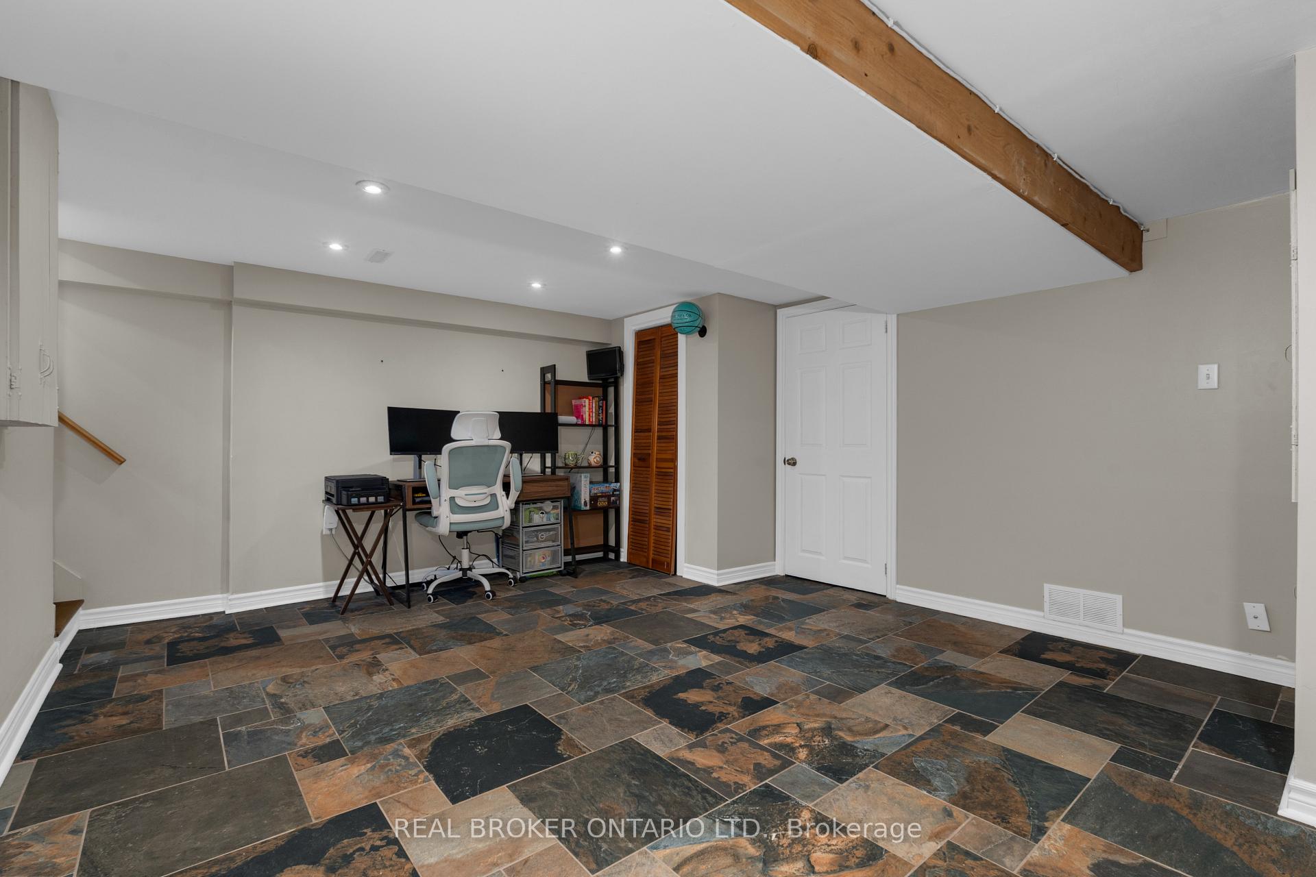 Photo 29 of 38 Grove Street, Barrie, Codrington — HOMEH